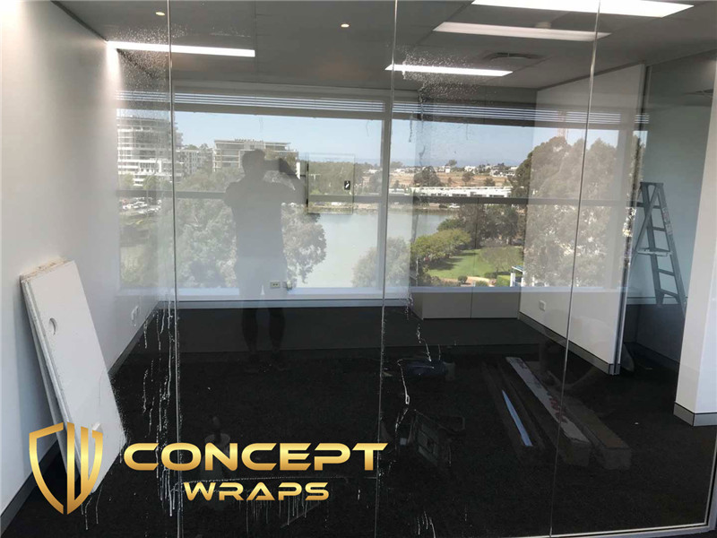 OFFICE_FROSTY_Tinting